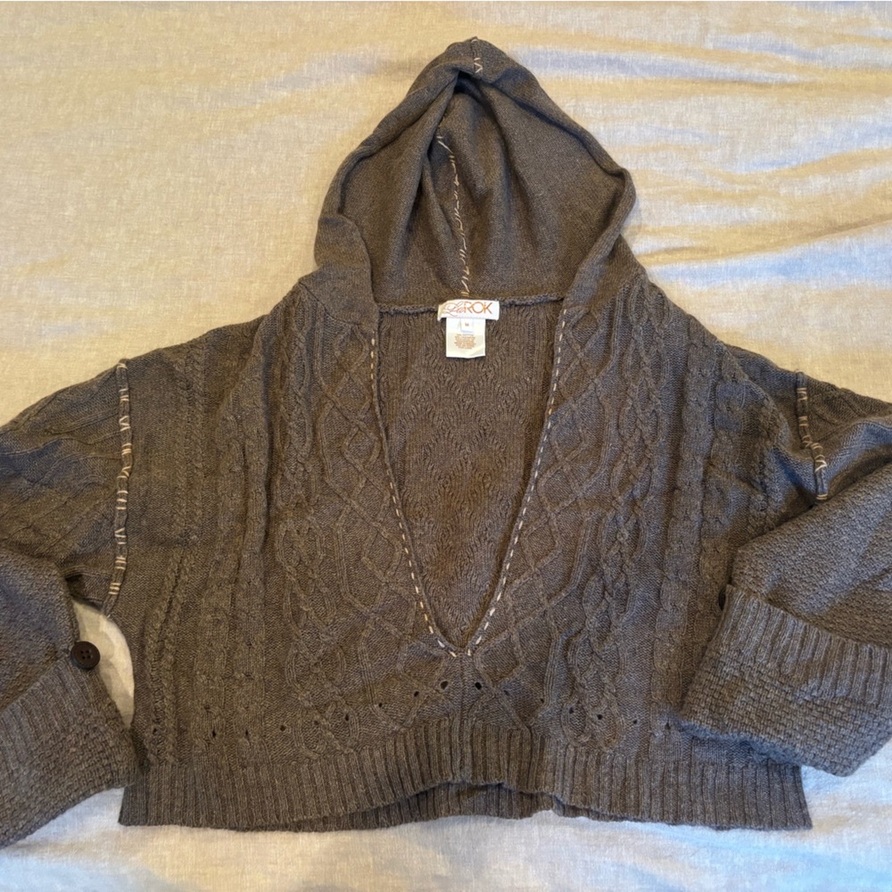 LaRok Gray Cropped Hooded Sweater